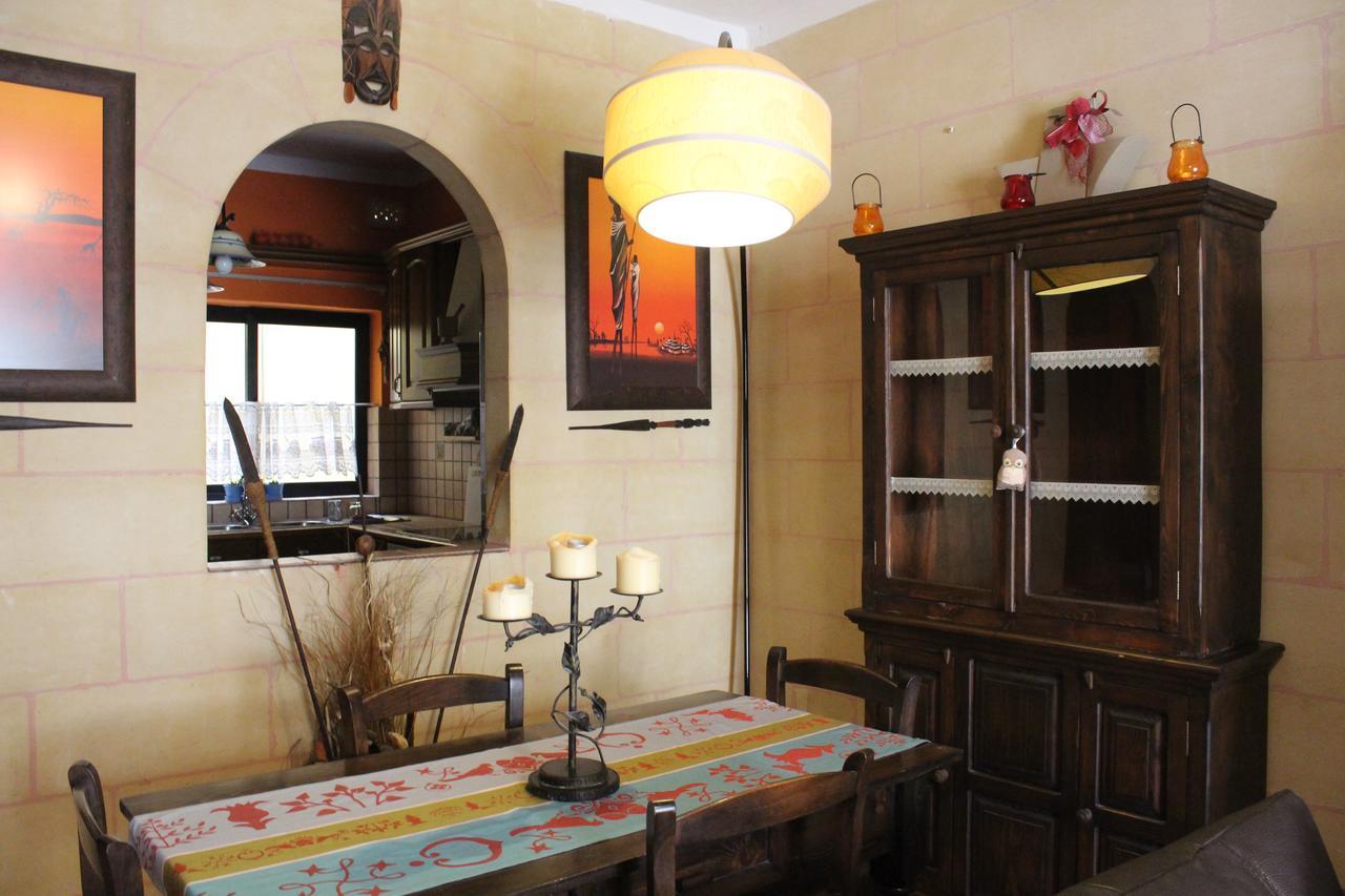 마르사스칼라 South Pacific Flat 2 아파트 외부 사진